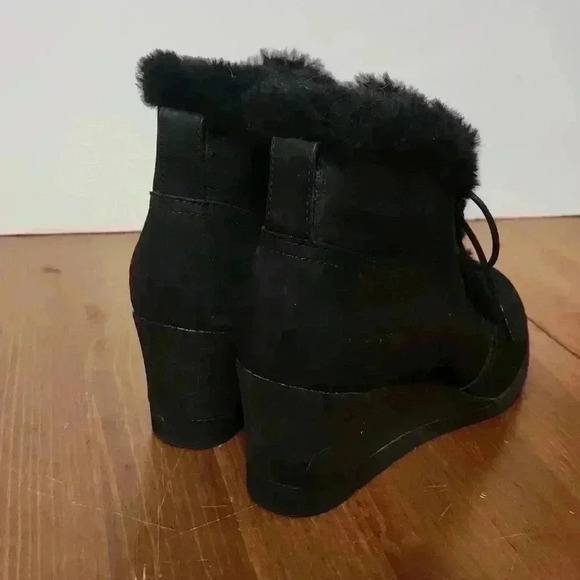 Ugg wedge size 9 black - Picture 3 of 7